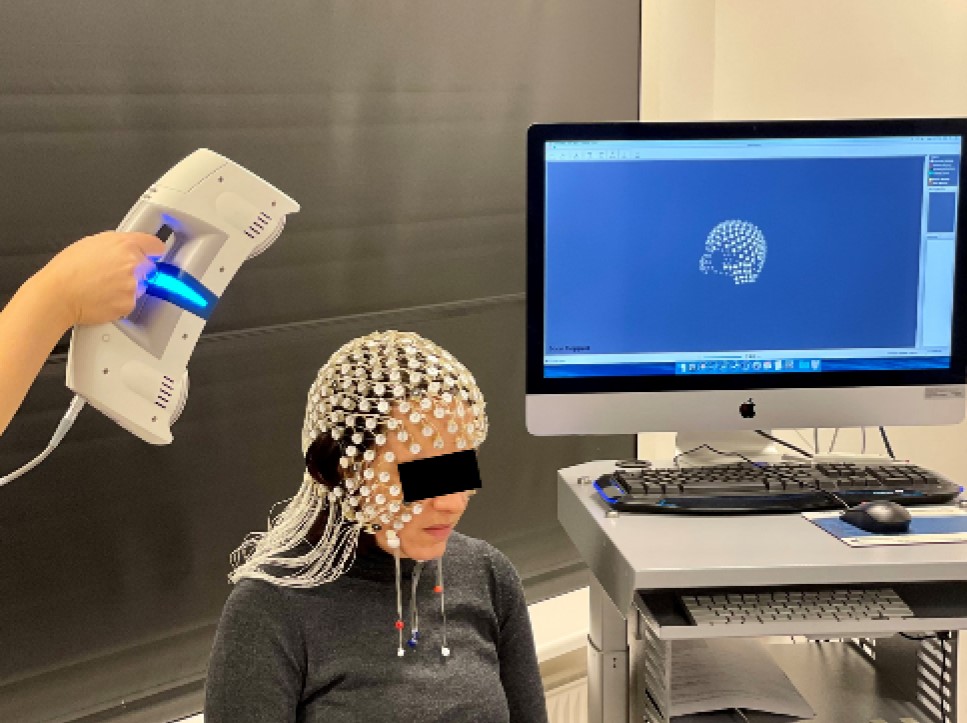 ClinicalNeuroph's tweet photo. [high-density EEG recording] Györfi et al.: "Measuring EEG electrode positions in high-density array, using the optical scanner is suitable for clinical implementation in EEG source imaging for presurgical evaluation."

https://t.co/NOyF05SHUf

@AUHdk https://t.co/ux3UpQgmS5