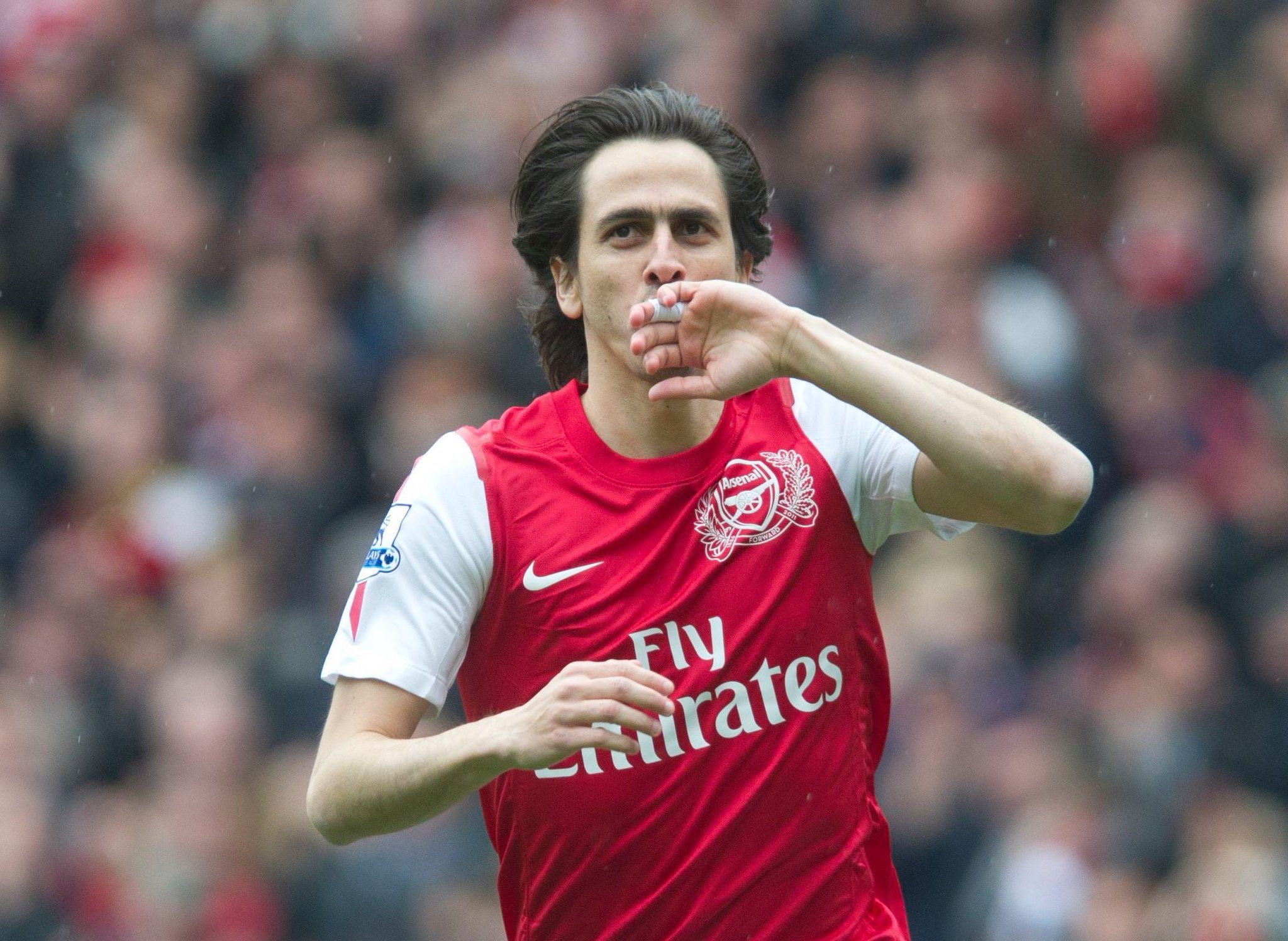Happy Birthday to former Arsenal midfielder Yossi Benayoun, who turns 42 today! 