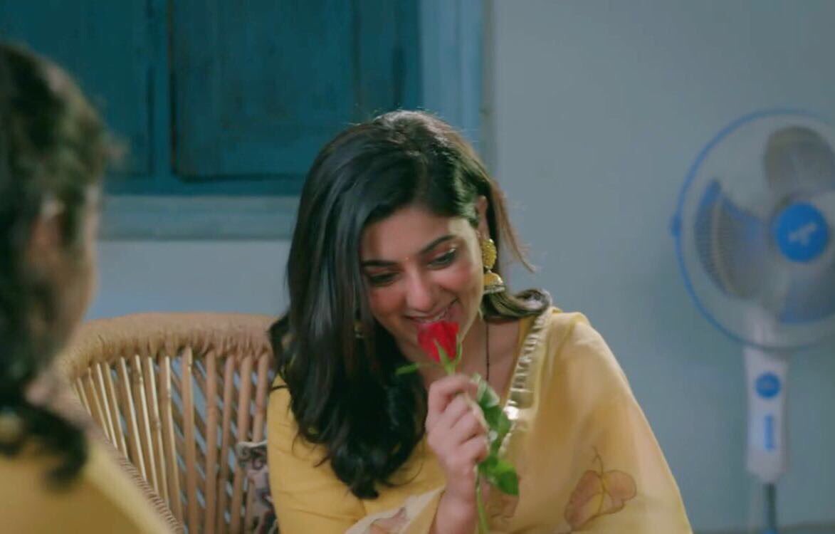 ammysmiles's tweet photo. ~~tu chal main aaayyii~~
πΉπΉπΉ
#SabSatrangi #ManArgi https://t.co/qvKTb4RuRh