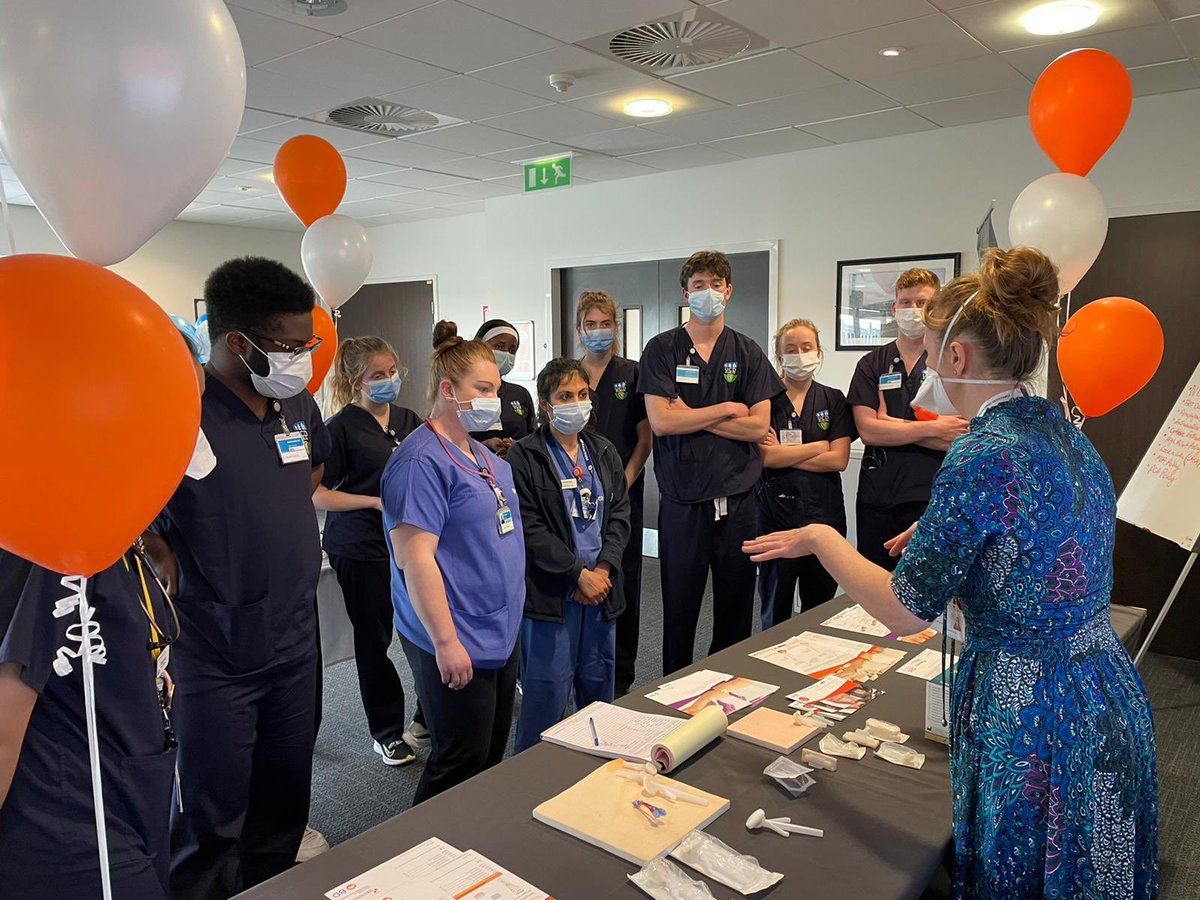 Iskushealth's tweet photo. Great to be supporting #Beaconhospital as they launch 1ml #ChloraPrep The First hospital to start using this excellent new applicator in Ireland. #improvingpatientoutcomes. https://t.co/V1TUJujzPf