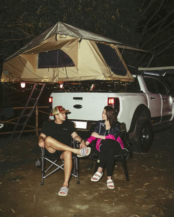 NynieFigueroa's tweet photo. Camping.Bonfire..Stargazing…⛺️🌿✨
.
.
.
@dubshopofficial
#DubshopDOM
@frontrunnerph
#FrontRunnerPH
@columbiasportswearph
📍LaParisukat
📸: @blackpeakhypermedia
Repost// @dominicroque
IG and FB https://t.co/BjFynCUHMD