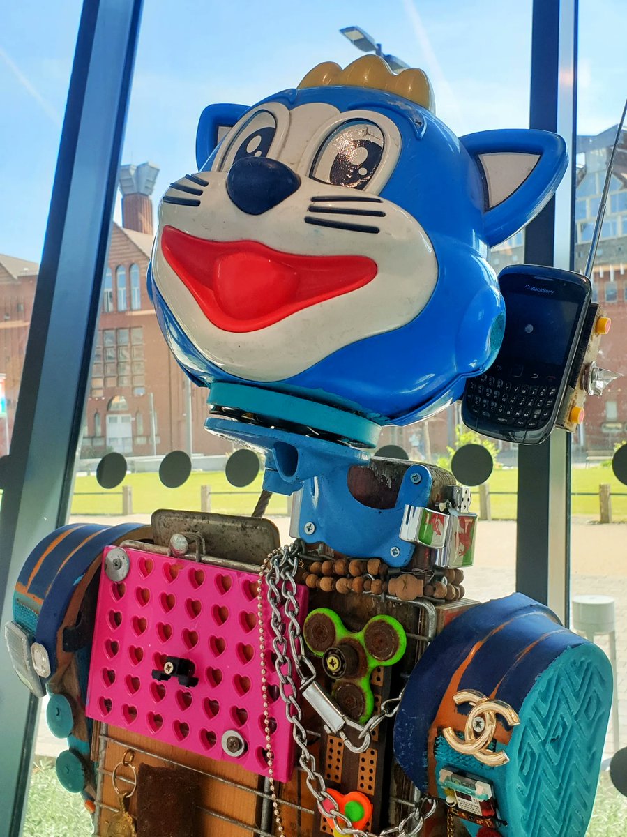 These are the last few days to experience @charlieevaristoboyce work at the gallery.

We are open 12-5 with our last day exhibiting being this Saturday, 7th May. You won’t want to miss this one, especially with that cheeky smile.