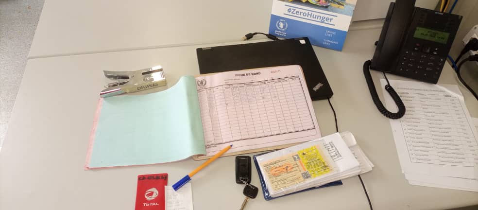 TSahnji's tweet photo. Before going to the field with @NellyShella,as a driver I need to ensure the car's documents are up to date.
@NellyShella over to you!!!
#myWFPstarterpack
@WFP_Cameroon https://t.co/IoflG84Dyd