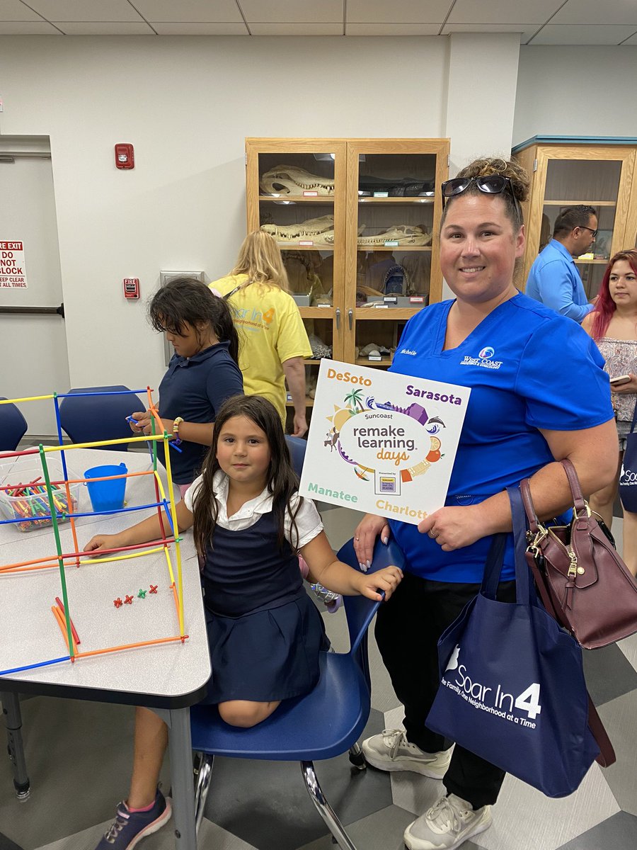MichaelJZim's tweet photo. Tons of learning, exploration, building and creativity at Soar in 4! This was fun for the whole family!
#Soarin4
#RemakeDays
#SuncoastRemakeDays
@SuncoastCGLR
@ThePattersonFdn
@BishopScienceFL
@Manateeschools
@FortyCarrots
@ParentingFL
@manateelibrary
@duda_beth
@sheilahalpin https://t.co/UadeL1Mmw2