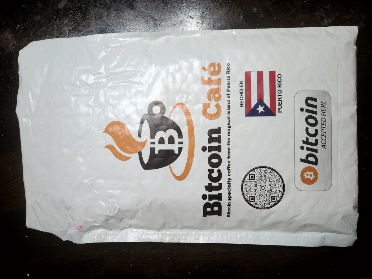 sangelnet's tweet photo. My Bitcoin Coffee arrived. Nice shipping bag and it included some goodies. Will advice how it tastes later on. @BitcoinCafe2021 @Bitcoin #cryptocurrency #PuertoRico #Coffee https://t.co/mOrHTZ8FgG