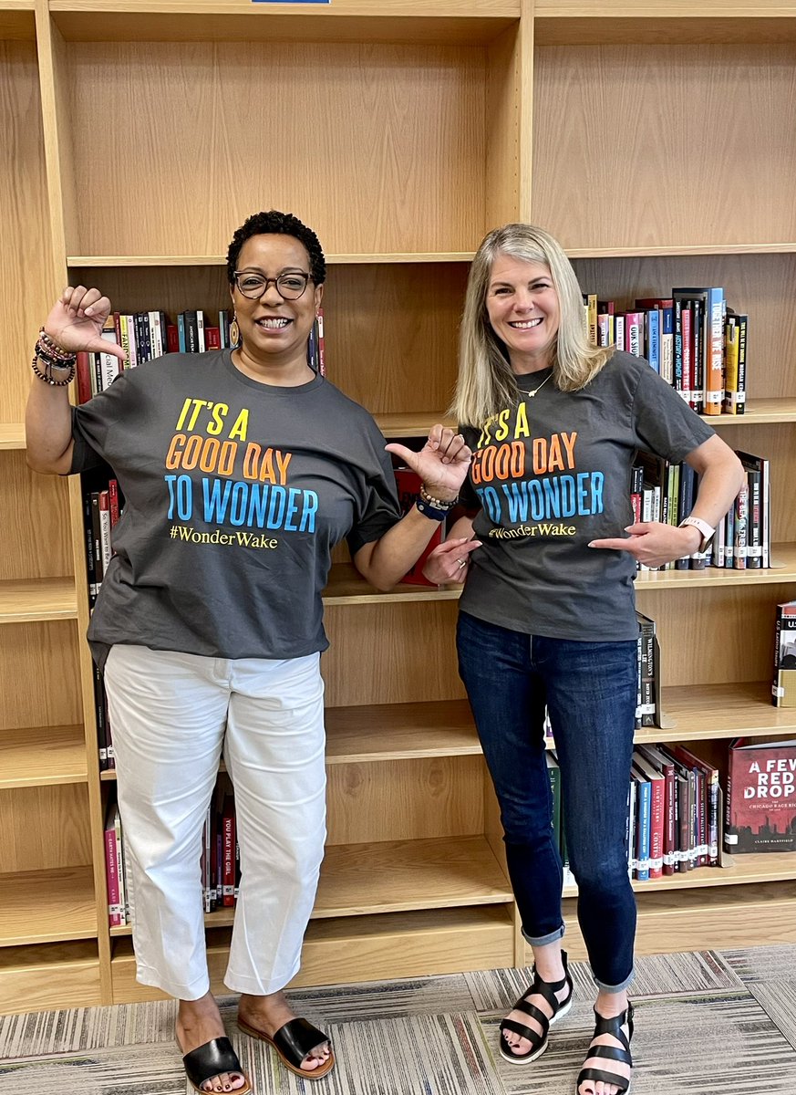 WillowSpringLMC's tweet photo. It’s a Good Day to Wonder @WillowSpringHS with @davisenglish and Ms. Floyd. Thank you for all the swag and support @wcpssdll. #WonderWake https://t.co/rwXKy6mlLA
