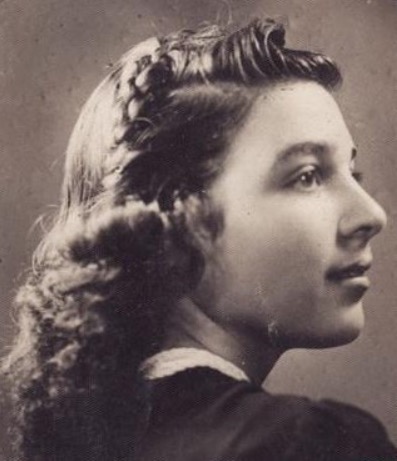 5 May 1928 | An Italian Jewish girl Giuseppina Da Fano was born in Rhodes.

She was deported to #Auschwitz in July 1944. She did not survive.