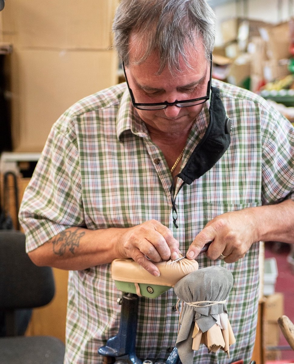 FreedofLondon's tweet photo. Image of our #BalletPink Leather Aspire Ballet shoes being produced in our London, Hackney Factory😍⁠

To view the full collection, visit: https://t.co/UriCxqjIbd  https://t.co/b8q1C9wMn3