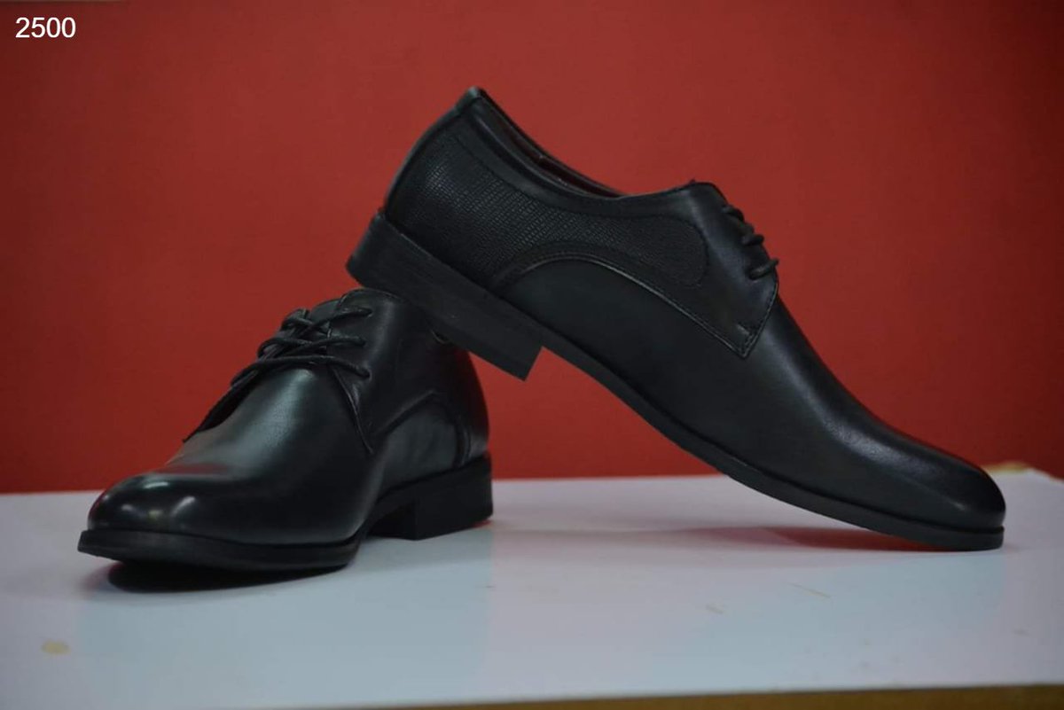 UApparell's tweet photo. Hi quality leather shoes with genuine rubber sole.
Available from size 40-46 at an offer of 3500/=
Call/App 0707390310 for orders/delivery .
Agro house 2nd flr room 2  next to gill house.#sabina chege#NairobiCityMarathon https://t.co/QVZLNxKMBx