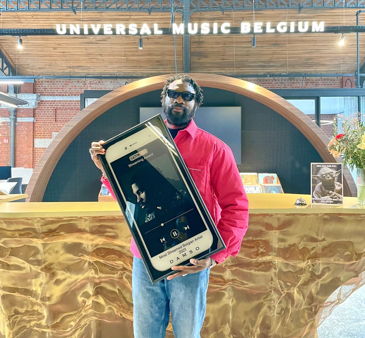 Damso wins a fourth Ultratop Streaming Award and becomes the first artist to do so. Congratulations, what an achievement! brma.be/en/bea-news-bl… <a href="/THEDAMSO/">le rappeur damso</a> <a href="/UltratopBe/">Ultratop</a>