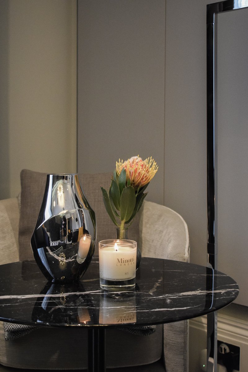 ESquareHotel's tweet photo. Category: Spring. 💐

#EcclestonSquareHotel #floweraesthetic #springtime https://t.co/8KcHpchzBE