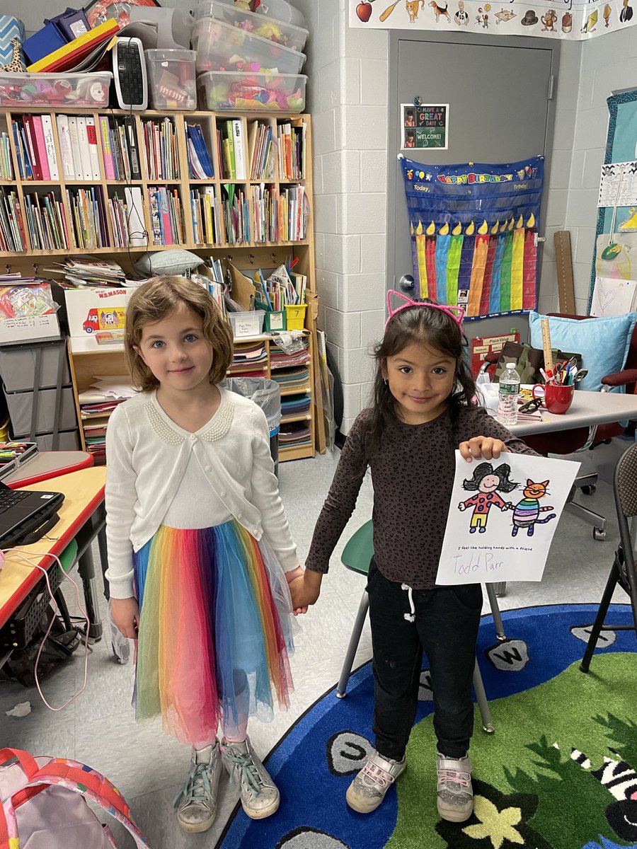⁦<a href="/southoldelem/">Southold Elementary</a>⁩ ⁦<a href="/mrswinfirst/">Mrs.W</a>⁩ @toddparr Getting ready for Todd Parr virtual author visit today!  #rainbows