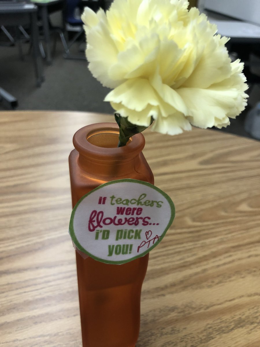Tere Santillana (@tere_santillana) on Twitter photo Feeling appreciated🥰 Happy teacher appreciation week! Thank you <a href="/MTEMustangsPTA/">MTEMustangsPTA</a> <a href="/MTEMustangs/">MTE Mustangs</a> #RISDPowerofLove
#RISDLitandInt
#RISDBecause
#BLCINT
#RISD_Bilingual Feeling appreciated🥰 Happy teacher appreciation week! Thank you <a href="/MTEMustangsPTA/">MTEMustangsPTA</a> <a href="/MTEMustangs/">MTE Mustangs</a> #RISDPowerofLove
#RISDLitandInt
#RISDBecause
#BLCINT
#RISD_Bilingual