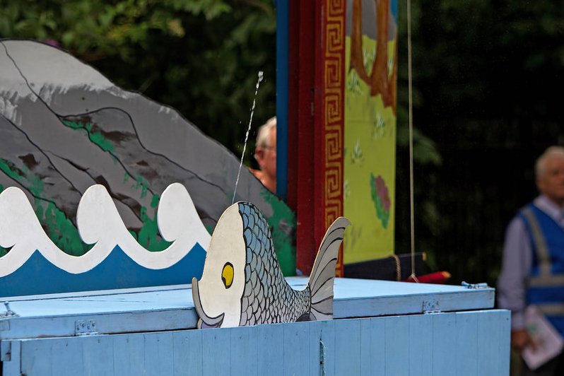 This June sees the Wagon Mystery Plays return.
Janice Barnes-Newton is directing The Creation and is looking for people to join her singing ensemble. Interest and the ability to hold a tune is all that is required.  
To find out more, email barnesnewton @ yahoo.com