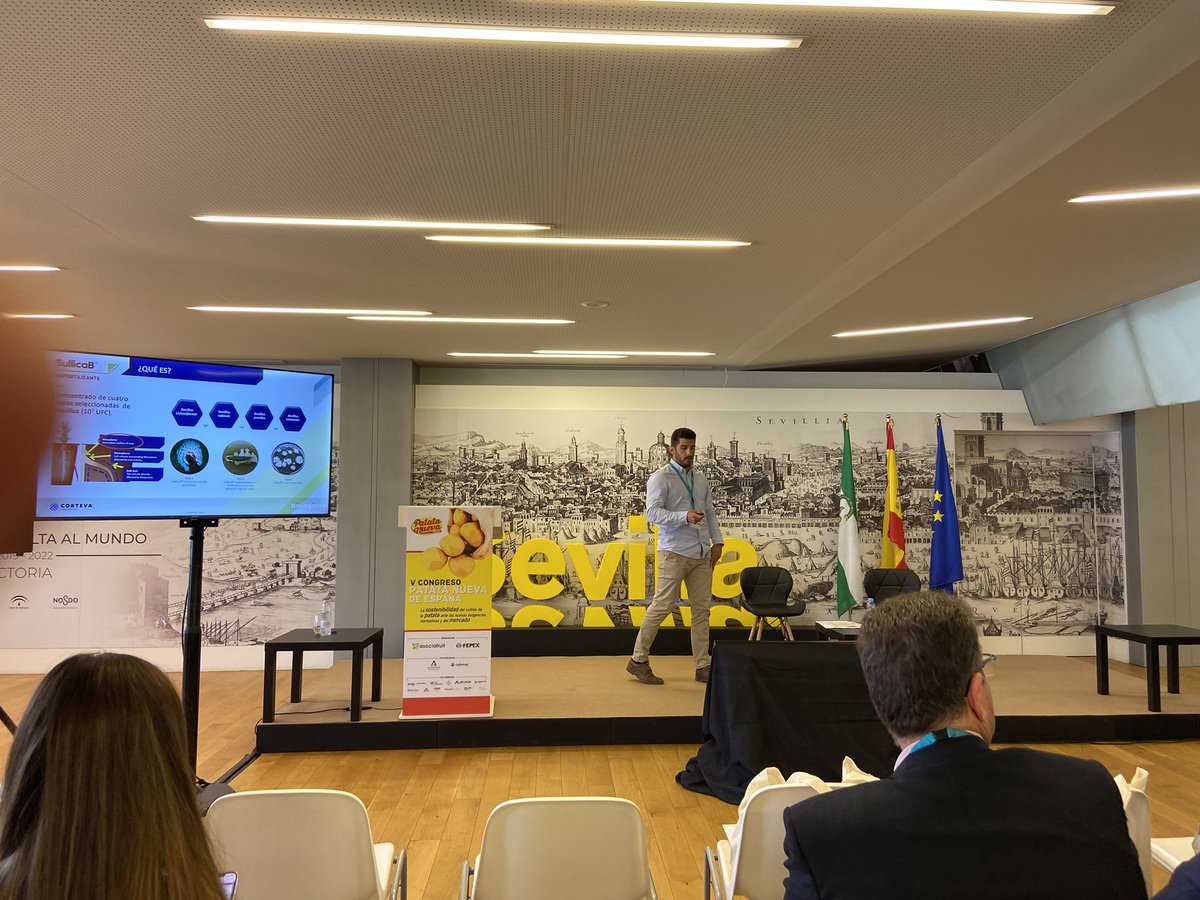 Cuidando el suelo, futuro dé tu cultivo. <a href="/CortevaES/">Corteva España</a> presenta #Sullicab un biofertilizante, nos lo presenta Alejandro Sanz Customer Tecnology Specialist  #VCongresoPatataNuevaEspaña