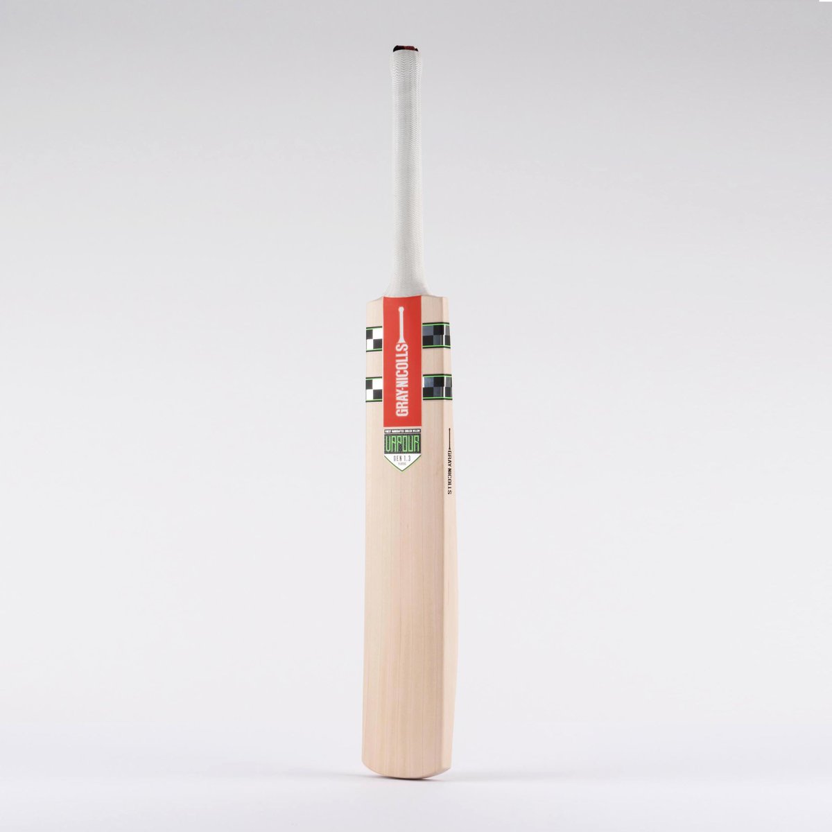 graynics's tweet photo. Looking for a top end wand before the season starts?

We've got a fresh batch of GN Pro Performance, GN Players and Vapour 1.3 bats on the website now!

https://t.co/8KIkniAecn https://t.co/NK8eWuW7iu