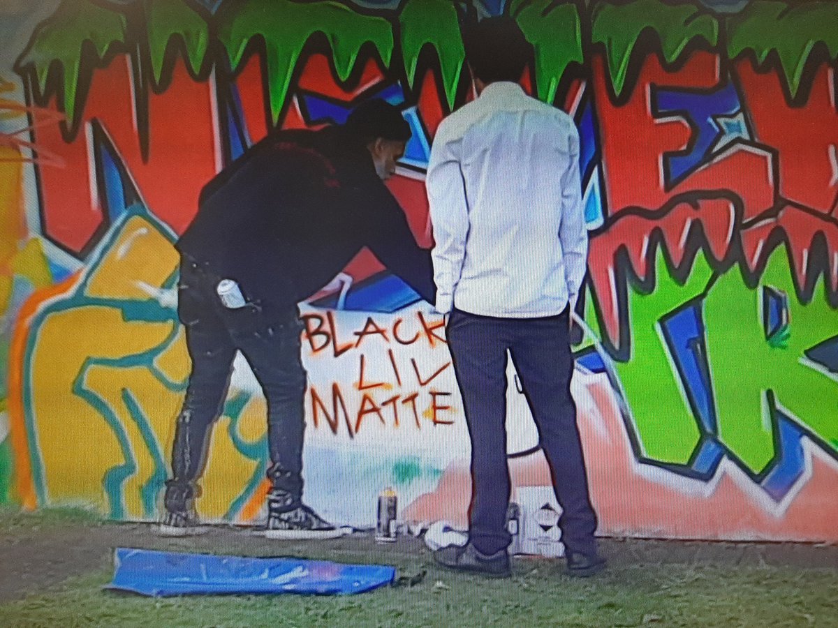 <a href="/HaringeyLP/">Haringey Learning Partnership</a> <a href="/gerryrobin5on/">Gerry Robinson</a> showcasing the amazing work taking place at the school. 

Seeing love and diversity being celebrated at <a href="/HaringeyLP/">Haringey Learning Partnership</a> has been game changing for students 

#BAMEAchieveHaringey22