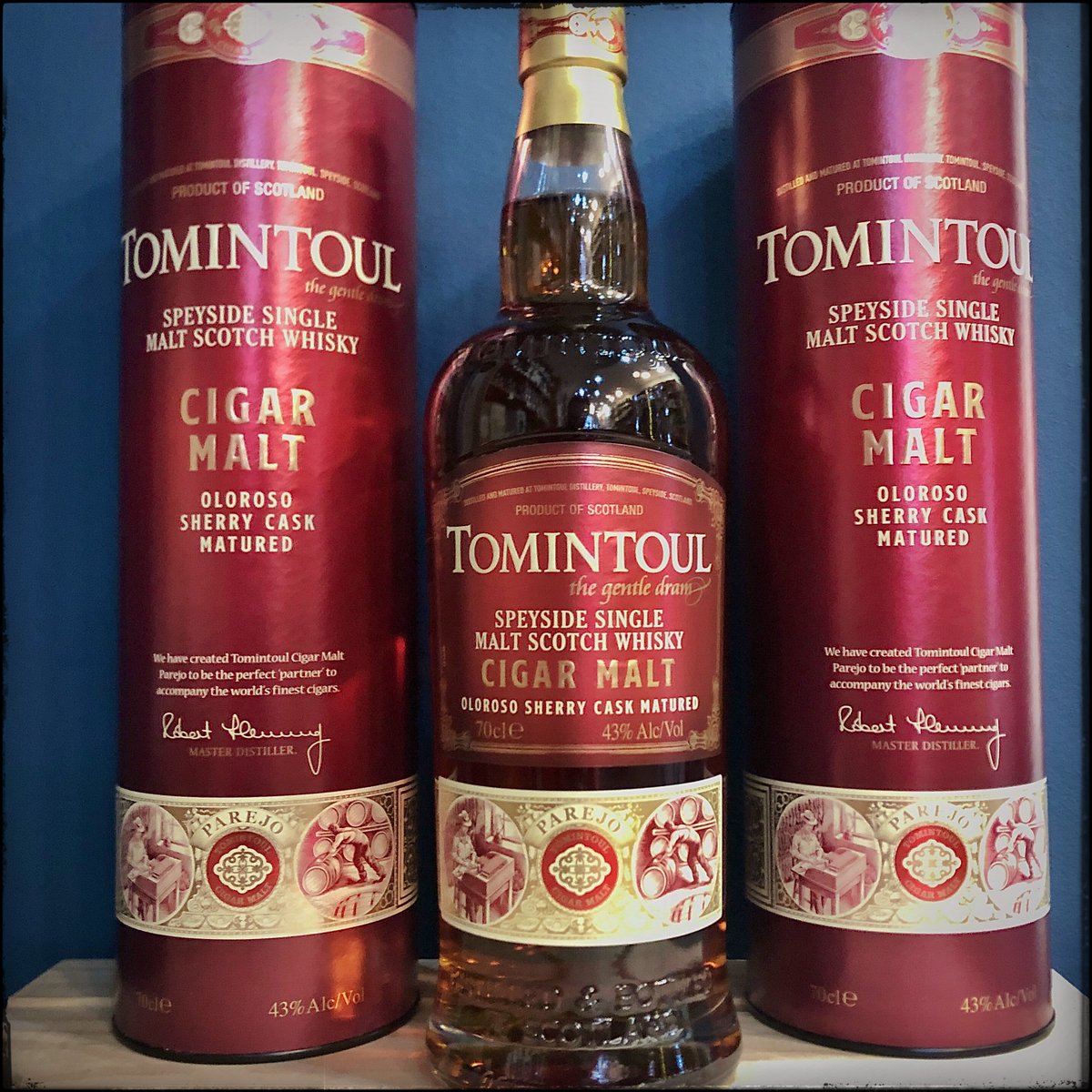 RGWhisky's tweet photo. Tomintoul's rich, complex and robust Cigar Malt - an intricate combination of Tomintoul single malts (including rare peated Tomintoul) that have fully matured or been finished in hand-selected Oloroso sherry butts!!

The Ideal partner to a premium cigar!

https://t.co/4LyMYSy9R3 https://t.co/qmYCbLl539