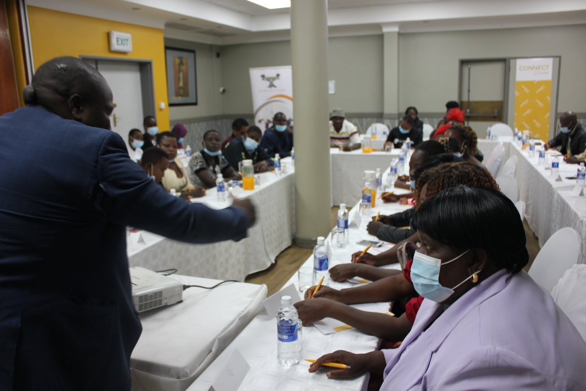 helplinezim's tweet photo. #HappeningNow Financial Litrecy Confrence for Group C of Hatcliffe Marketers facilitated by #ActionForEmpowermentZimbamwe #LNOB #RecoverBetterTogether @MPTFOffice @unwomenzw @UNDPZimbabwe @iloharare @nssazw https://t.co/cXLxvcMmEU