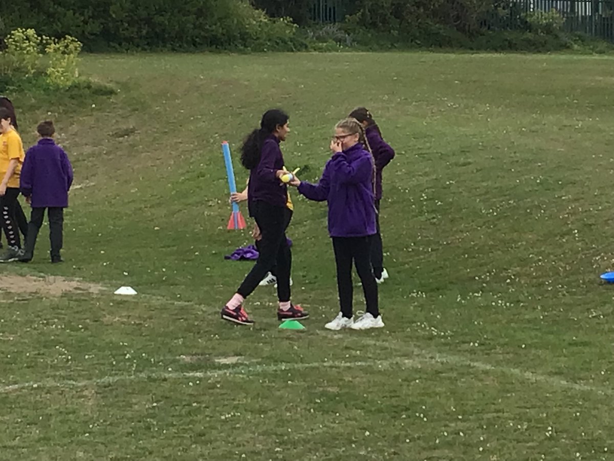 Collaboration in PE ⁦<a href="/PrimaryElaine/">Elaine Primary</a>⁩