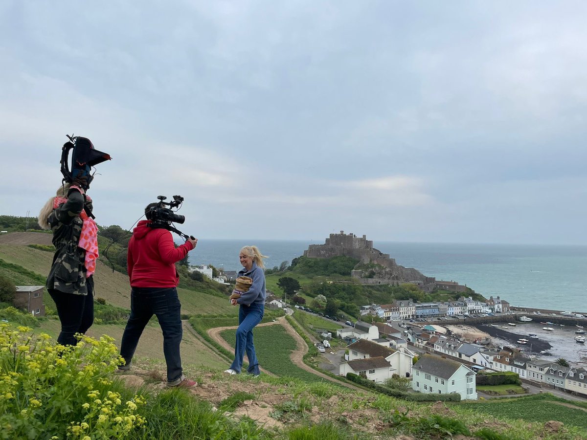 Genuine Jersey (@genuinejsy) on Twitter photo Tune in to <a href="/thismorning/">This Morning</a> at midday today to watch <a href="/clodaghmckenna/">Clodagh McKenna</a> cooking <a href="/jerseyroyals/">Jersey Royals</a> LIVE from a field overlooking the iconic Mont Orgueil castle in Gorey #jerseyroyals Tune in to <a href="/thismorning/">This Morning</a> at midday today to watch <a href="/clodaghmckenna/">Clodagh McKenna</a> cooking <a href="/jerseyroyals/">Jersey Royals</a> LIVE from a field overlooking the iconic Mont Orgueil castle in Gorey #jerseyroyals