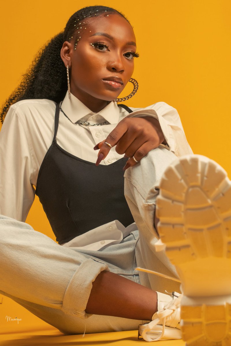 MaveriqueP's tweet photo. 3 frames of pure class
Birthday blessings miss Pelumi
Wishing you many more years of love, joy, peace and wealth

#birthdaygirl #picoftheday #maiduguri #photography https://t.co/Hlzz9YJrhb