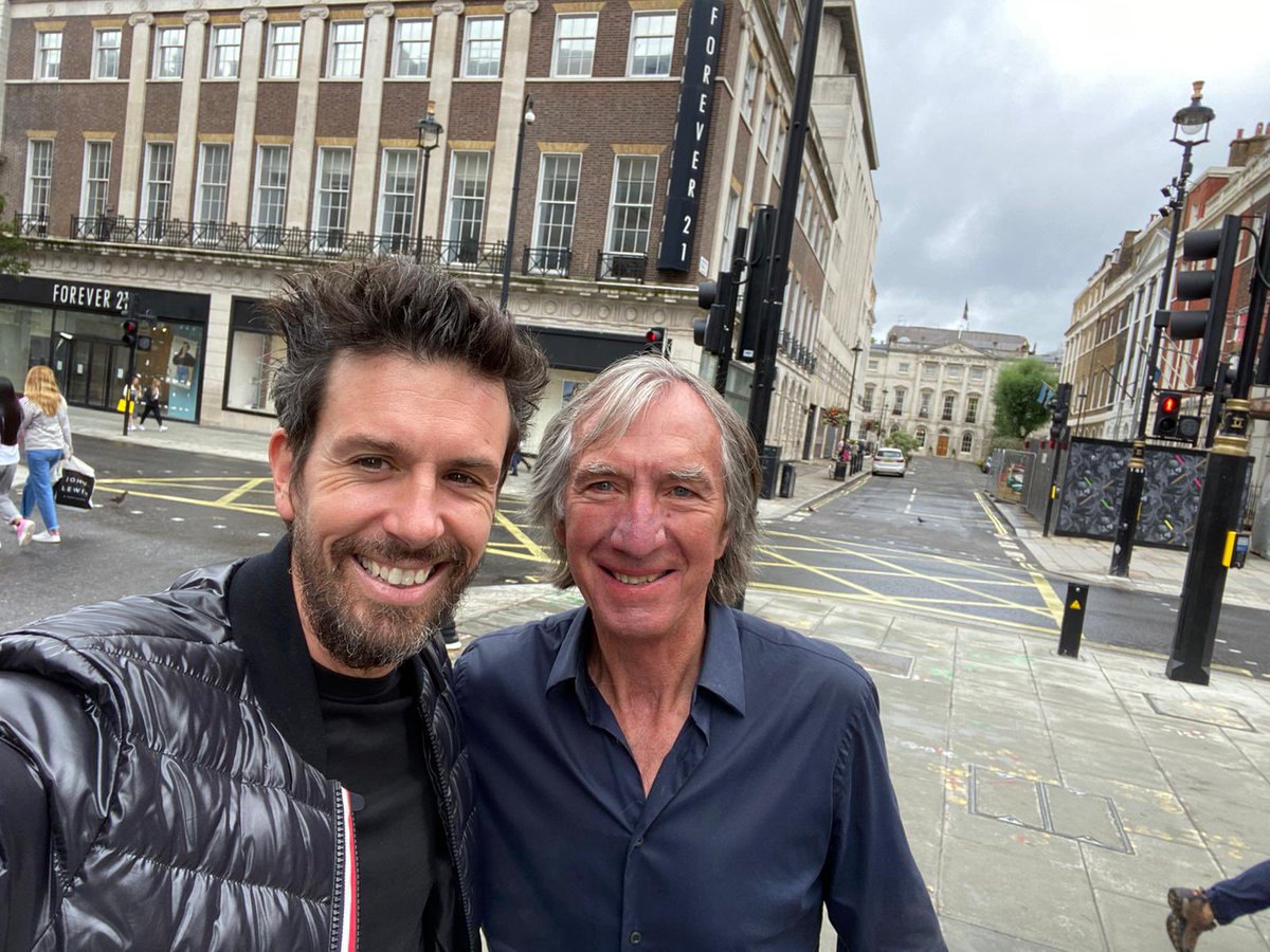 Today is the day. Arguably the biggest day my generation has experienced following the mighty West Ham United. What I wouldn’t give for this man to be in the team tonight.

<a href="/WestHam/">West Ham United</a> 
<a href="/hwoodhammers/">Hollywood Hammers</a> 

Good luck to everybody, associated with this special club.

#COYI 

🙏🤯⚒️