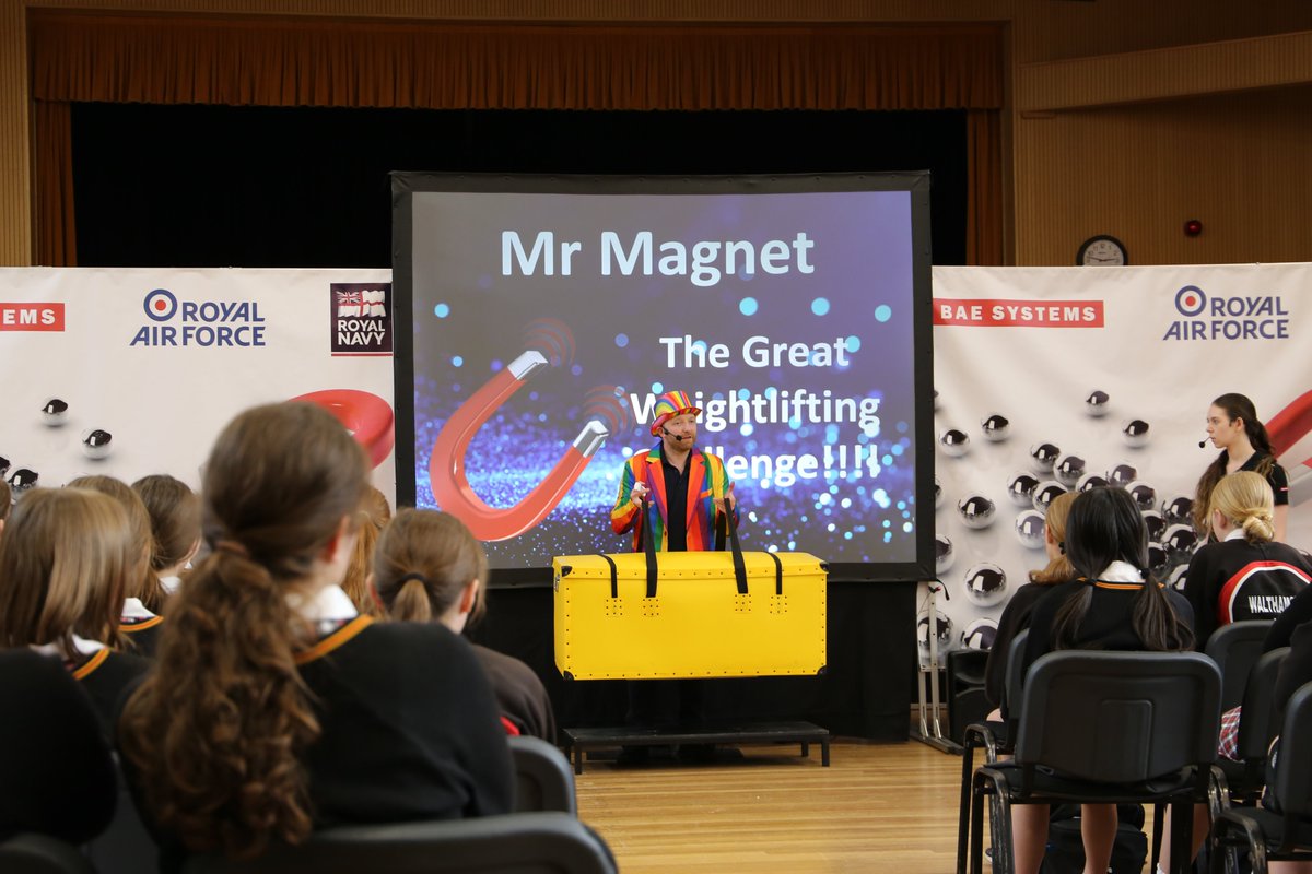 A big thank you to the @Roadshow_Team for your exciting presentation on magnetism to our Y7 &amp; Y8s.  Sussing out the 'magic' was a great way to learn and we enjoyed our glimpse into the thrilling world of working in STEM. <a href="/RoyalAirForce/">Royal Air Force</a> <a href="/RoyalNavy/">Royal Navy</a> <a href="/BAESystemsAir/">BAE Systems Air</a>
