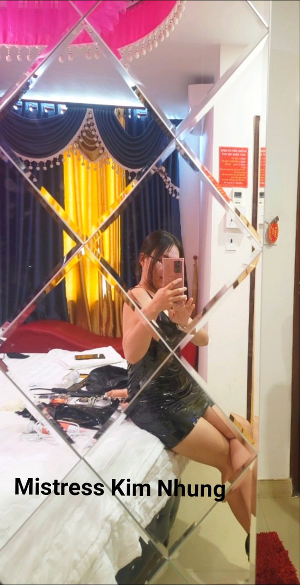 MistressNhung's tweet photo. Slut opens your mouth to lick mistress's vibrator 😝
#MistressKimNhung
#Femdom https://t.co/XtNMwpzGcU