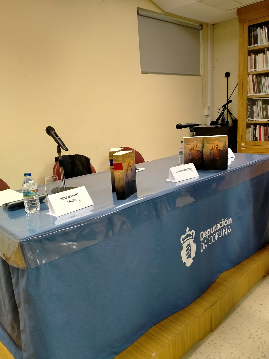 Hoxe temos unha dobre presentación de libros na <a href="/bibliodacoruna/">bibliodacoruna</a>.
📖Manuel Lorenzo nestes intres presenta a sus última publicación acompañado de Xosé Regueira <a href="/XRegueira/">xose regueira</a> e Xosé Manuel Carril. O autor conta con máis de 300 obras teatrais! #teatro #Galicia #ManuelLorenzo #ACoruña