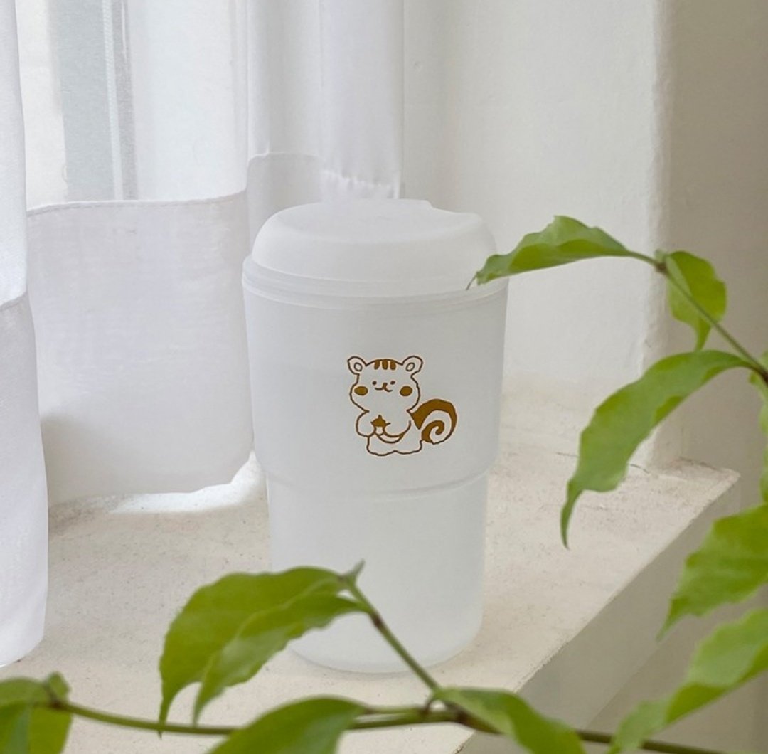 우리의 행운둥이 
원필이의 생일을 맞이해 
이 글을 #RT 해주신 마이데이 한분께
필이를 닮은 다람쥐 리유저블컵을 선물해드립니다 : ) 🐿

당발은 4월 30일 원필시에 😊🍀

#마이데이의_행운_원필아_생일축하해
#Our_Spring_PILDAY