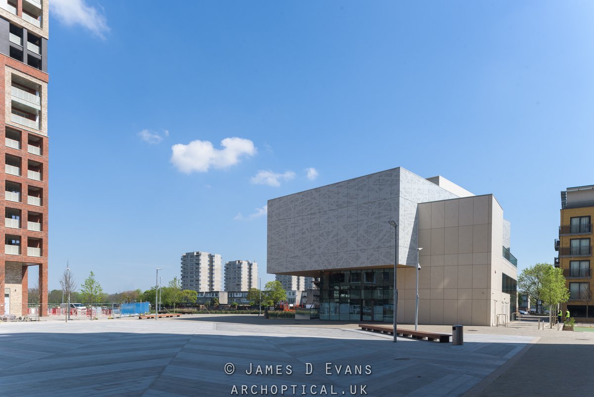 Archoptical tweet media