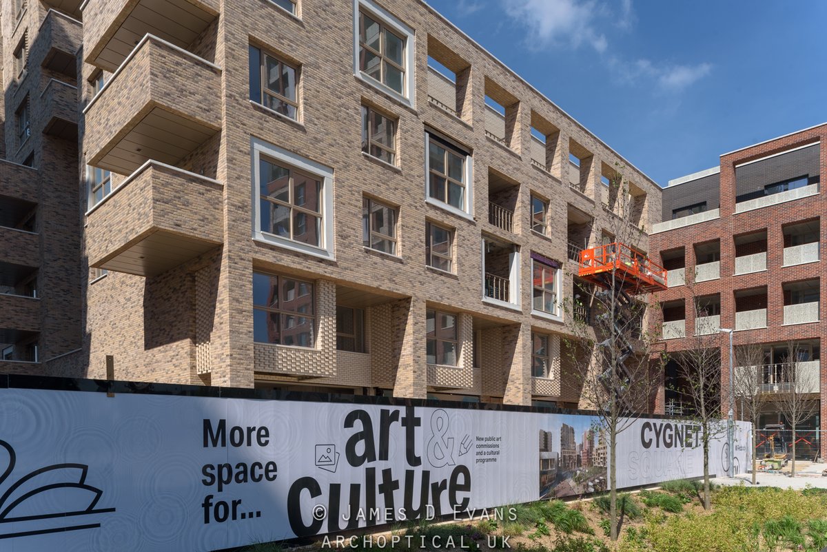 Archoptical tweet media