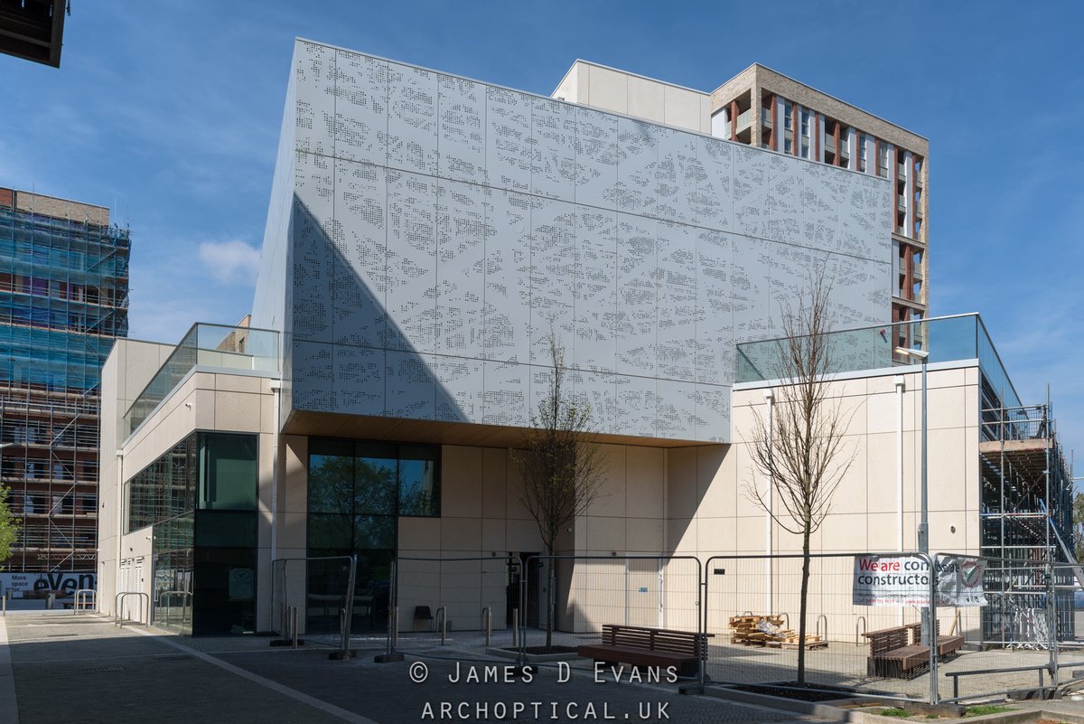 Archoptical tweet media