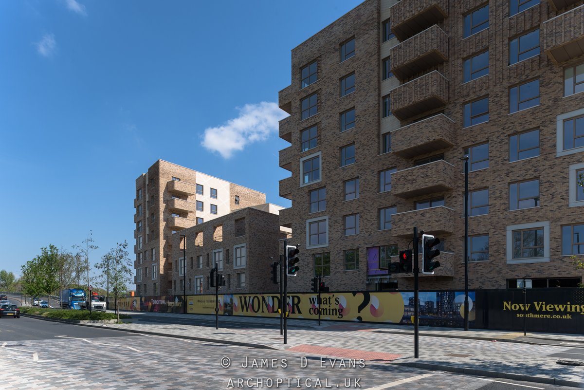 Archoptical tweet media