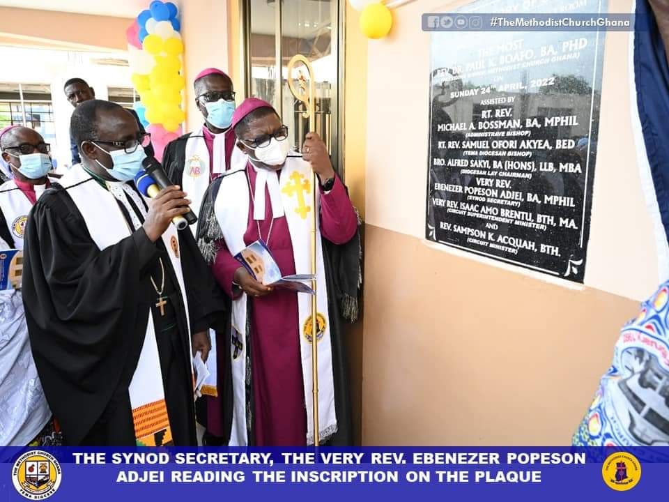 MethodistChGh's tweet photo. 🖼 | 𝗘𝗩𝗘𝗡𝗧𝗦 𝗜𝗡 𝗣𝗜𝗖𝗧𝗨𝗥𝗘𝗦 

Dedication of Immanuel Methodist Church Community 11 Tema YOUTH HALL and CONFERENCE ROOM.

#EventsInPictures
#TemaDiocese
#TheMethodistChurchGhana
#LivingTheTransformedLifeInJesusChrist https://t.co/z0fbVxGpnz