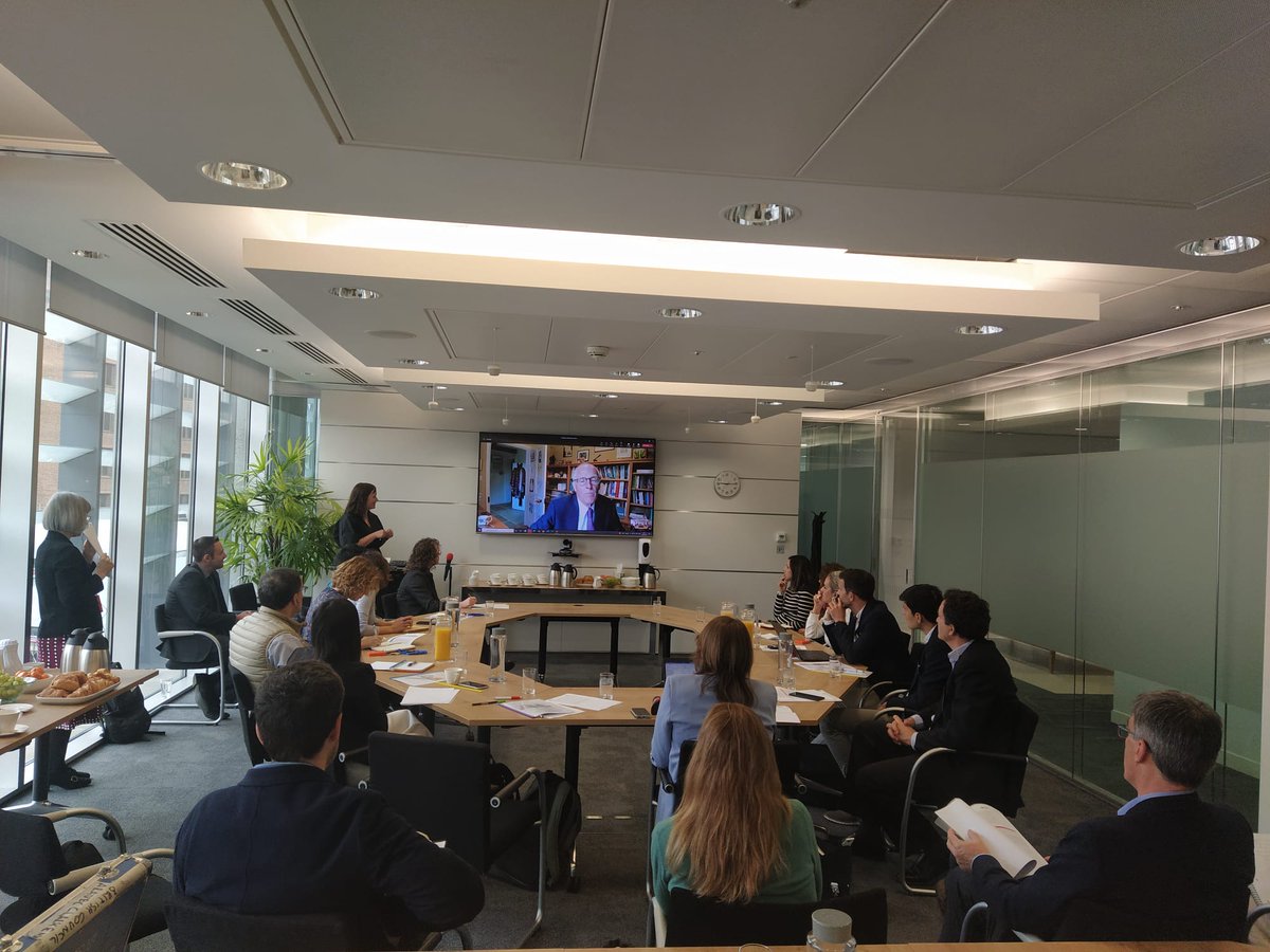 FBertelsmann's tweet photo. 📍#GatsbyFoundation! #Xcelence se inspira en el marco de referencia Good Career Guidance y es una suerte seguir contando con la colaboración y expertise de esta institución. @thainlesley, Ryan Gibson y @holman_john explican las claves del éxito de los #GatsbyBenchmarks en #UK.📸 https://t.co/VEj6wNpZOC