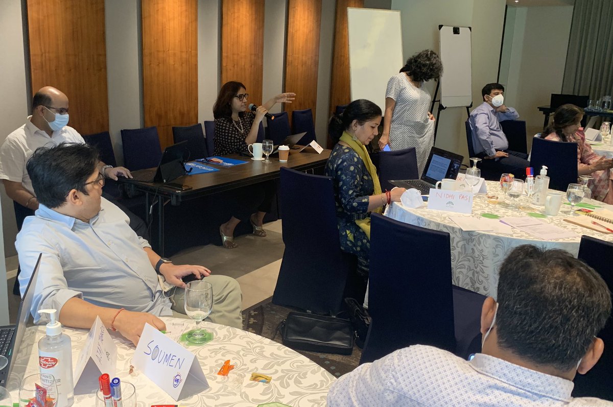 AtishayMathur's tweet image. What does a discussion on political economy analysis look like? Mics up, hands stretched, and lots to say! 🚀@UNICEFInnocenti @UNICEFIndia Applied Research training in #Chennai