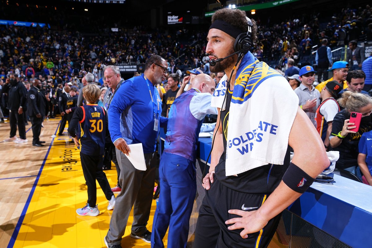 NBAHQ_'s tweet photo. Klay Thompson &amp; Denver Nuggets Vs Golden State Warriors 

#GoldBlooded #NBAPlayoffs2022 https://t.co/zf6uipO46K