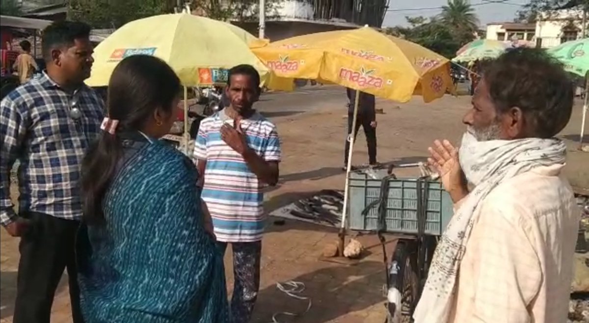 Today <a href="/Mun_Balangir/">BalangirMunicipality</a> Chairperson <a href="/LikaSahu/">Lika Sahu_ChairmanMunicipalityBalangir</a> &amp; executive officer Bipin Deep visit ward no16 . councilor Santosini kuanar also present there . Shortly resolve the drainage problem
<a href="/CollectorBgr/">Collector & DM, Balangir</a> <a href="/DeoKalikesh/">Office of Kalikesh Singh Deo</a> <a href="/ArkeshOfficial/">Arkesh Singh Deo🇮🇳</a> <a href="/CMO_Odisha/">CMO Odisha</a> <a href="/Naveen_Odisha/">Naveen Patnaik</a> <a href="/bjd_odisha/">Biju Janata Dal</a>