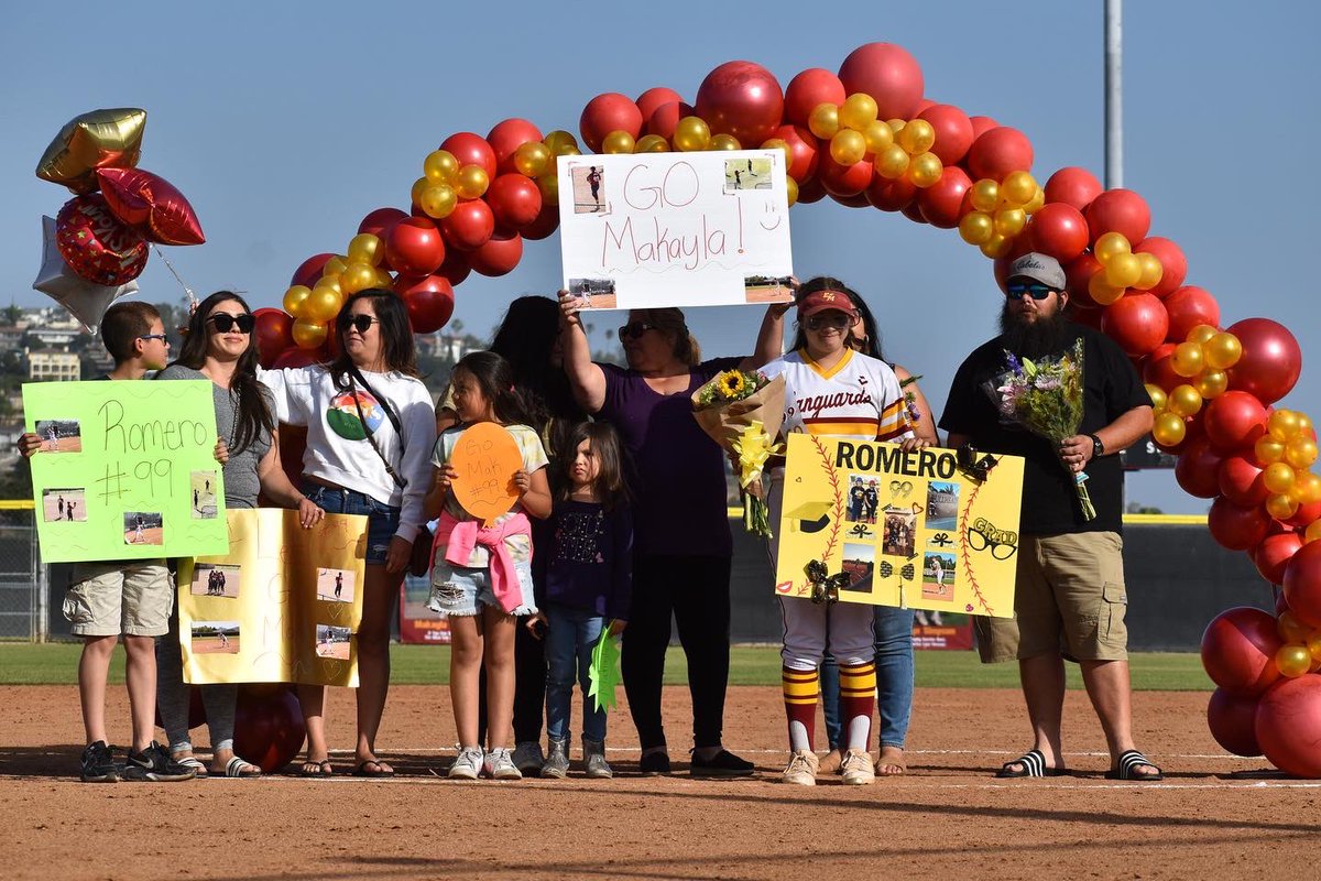 El Modena Softball tweet media