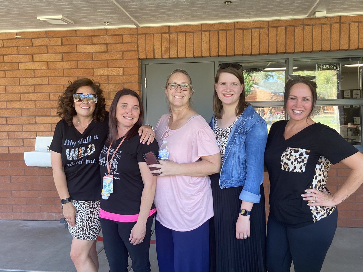 VPEstradaGL's tweet photo. Garden Lakes hosted a family night, “WILD ABOUT YOU” to celebrate and thank our parents and community members for standing with us through these last two years. GLOHANA❤️ https://t.co/JbSW9eLcxW