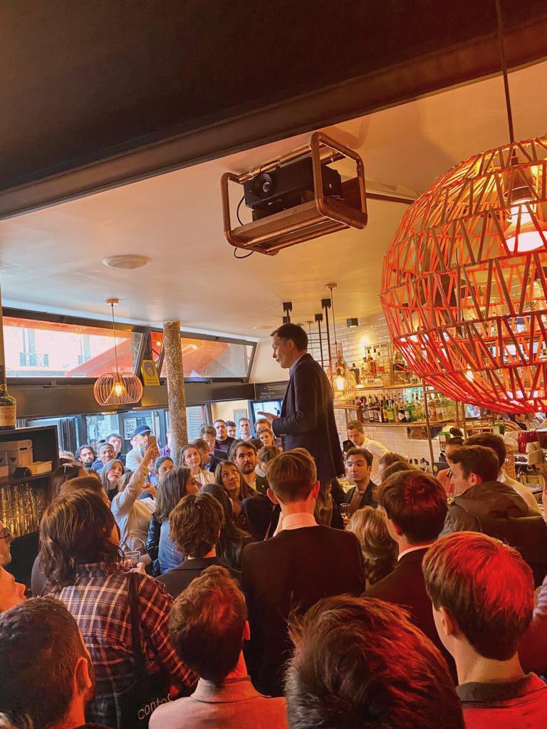 ClarisseB75's tweet image. Moment de cohésion des @HorizonsJeunes à #Paris autour de @dburkli et @pybournazel 

🙏 Un grand merci à eux pour leur présence et leurs paroles encourageantes : nous sommes tous mobilisés pour cette nouvelle étape de #democratie #legislatives2022 avec @HorizonsLeParti 🔵⚪️