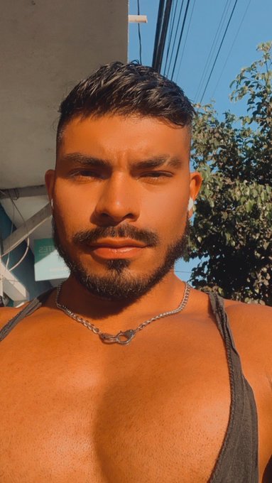 Watch Ottoniel Yañez's leaked NSFW photo on TwXstars