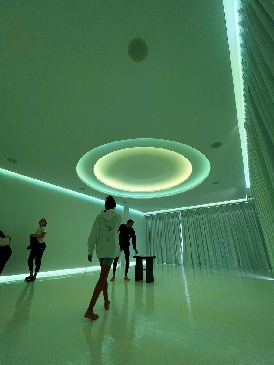tamayo_____'s tweet photo. estimulación sensorial 🛸 https://t.co/IZG7sBKjrp