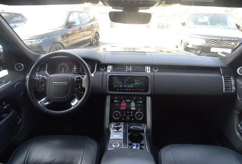 MapautoOfficiel's tweet photo. L'occasion de la semaine - Range Rover Autobiography
→ https://t.co/I6vMlCKyB4 ←

Pensez à covoiturer  #SeDéplacerMoinsPolluer https://t.co/T3fmnw5xEg