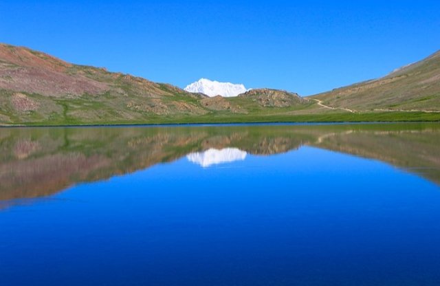 Advpakistan1's tweet photo. Sheosar Lake
Sheosar Lake is an alpine lake situated in Deosai National Park, GilgitBaltistan,Pakistan. It is located at the height of 4,142 metres (13,589 ft).
#Sheosar #lake #alpinelake #Deosai #DeosaiNationalPark #GilgitBaltistan #Pakistan #BeautifulPakistan #ExplorePakistan https://t.co/raeiiCBYFz