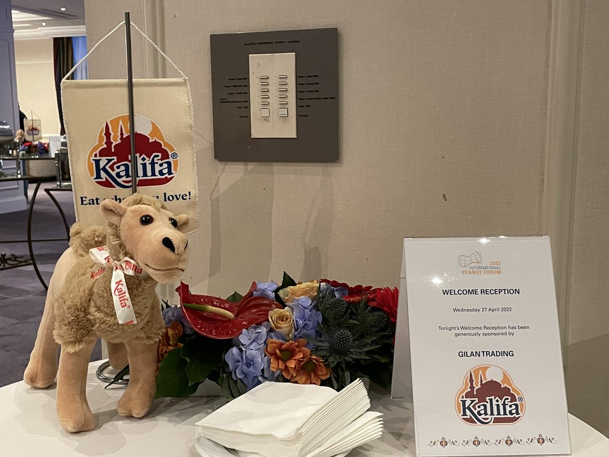 PeanutForum's tweet photo. Great start to the 2022 IPF last night with our Welcome Reception sponsored by Gilan Trading. Kalifa peanuts 🥜. #IPF2022 https://t.co/vy1NjrWUuH