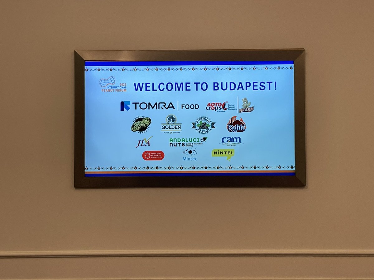 PeanutForum's tweet photo. Great start to the 2022 IPF last night with our Welcome Reception sponsored by Gilan Trading. Kalifa peanuts 🥜. #IPF2022 https://t.co/vy1NjrWUuH
