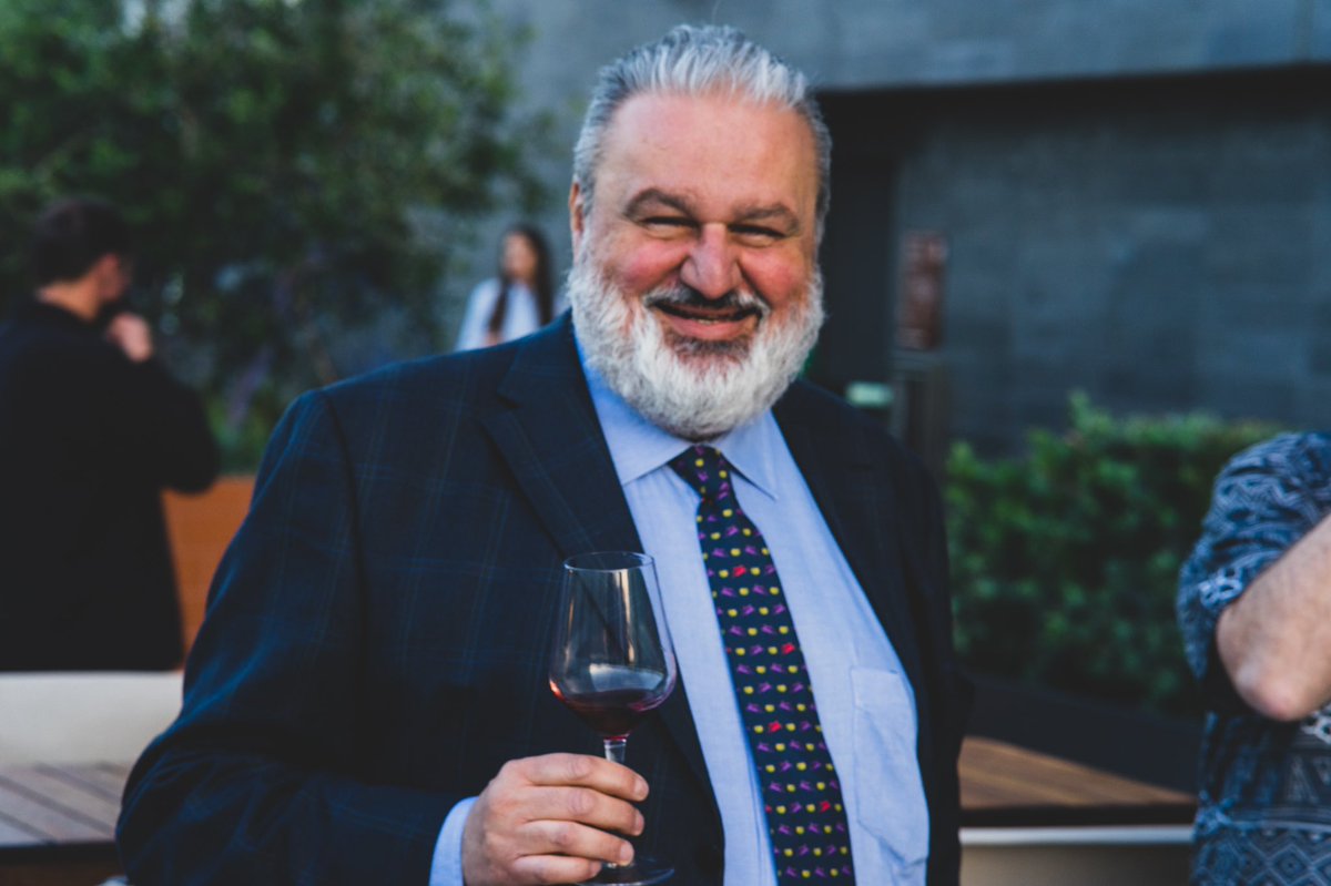 WineNewsIt's tweet photo. I produttori di #Langa ad #Hollywood, a #LosAngeles, per “#Barolo &amp; #Barbaresco #WorldOpening”, per raccontare il #territorio del #Piemonte e le annate dei due #grandirossi nella città che è tra le più importanti di quella #California, terra prediletta #vinoamericano https://t.co/B232oNgJIM